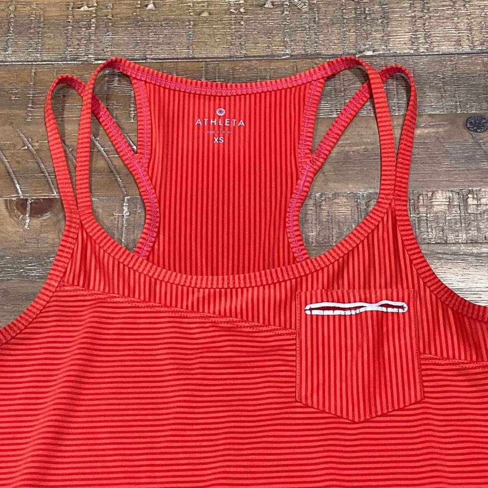 Athleta Double Strap Workout Top with Front Pocket